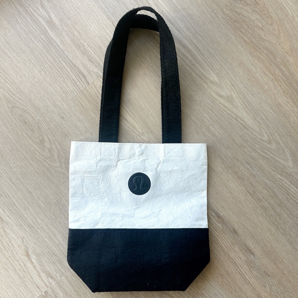 Limited Edition Lululemon Black & White Color-block Tote Bag